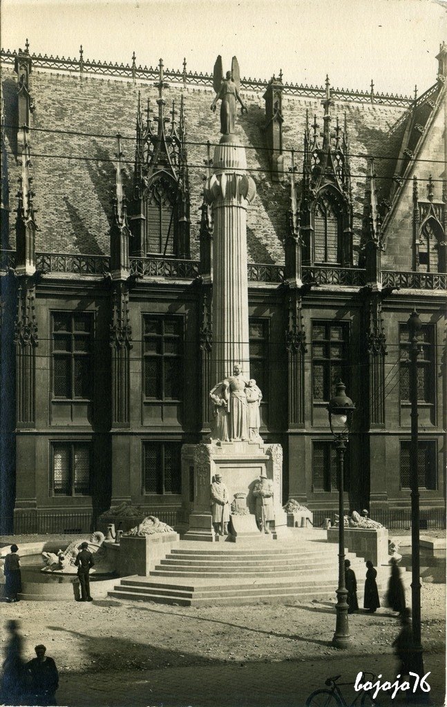 76-Rouen-Colonne Victoire R de Sarte.jpg