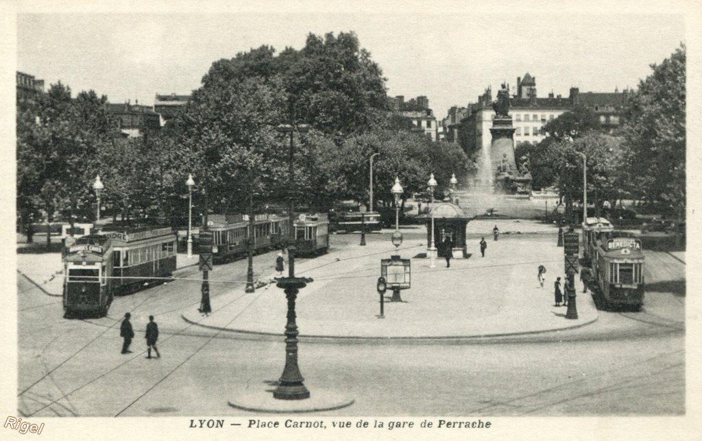 69-Lyon - Place Carnot - Lescuyer.jpg