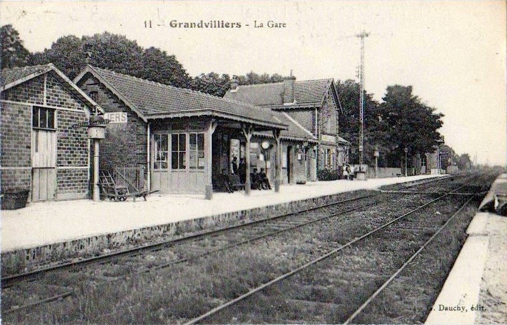 Grandvilliers 60  11-821.jpg