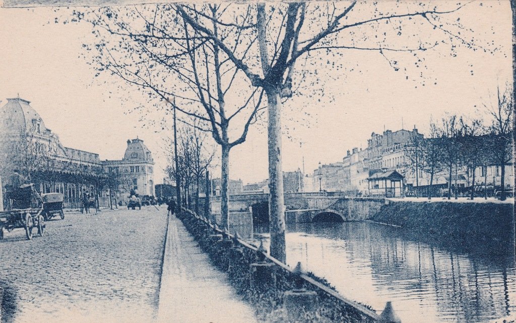 Toulouse - La Gare Matabiau et le Canal.jpg