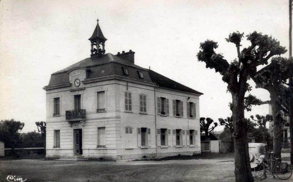 Auvers-sur-Oise 95  12-09-12.jpg