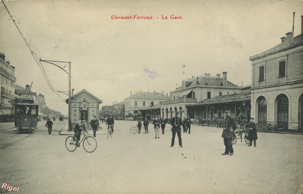 63-Clermont-Ferrand - La Gare - Edit-Phot Genès.jpg