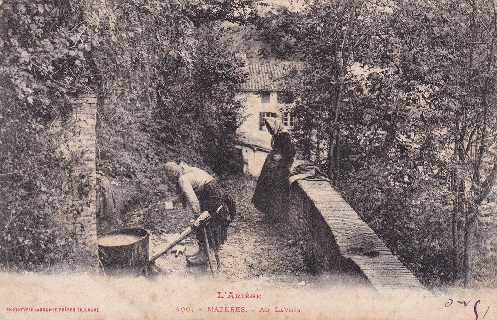 Mazères - Au Lavoir.jpg