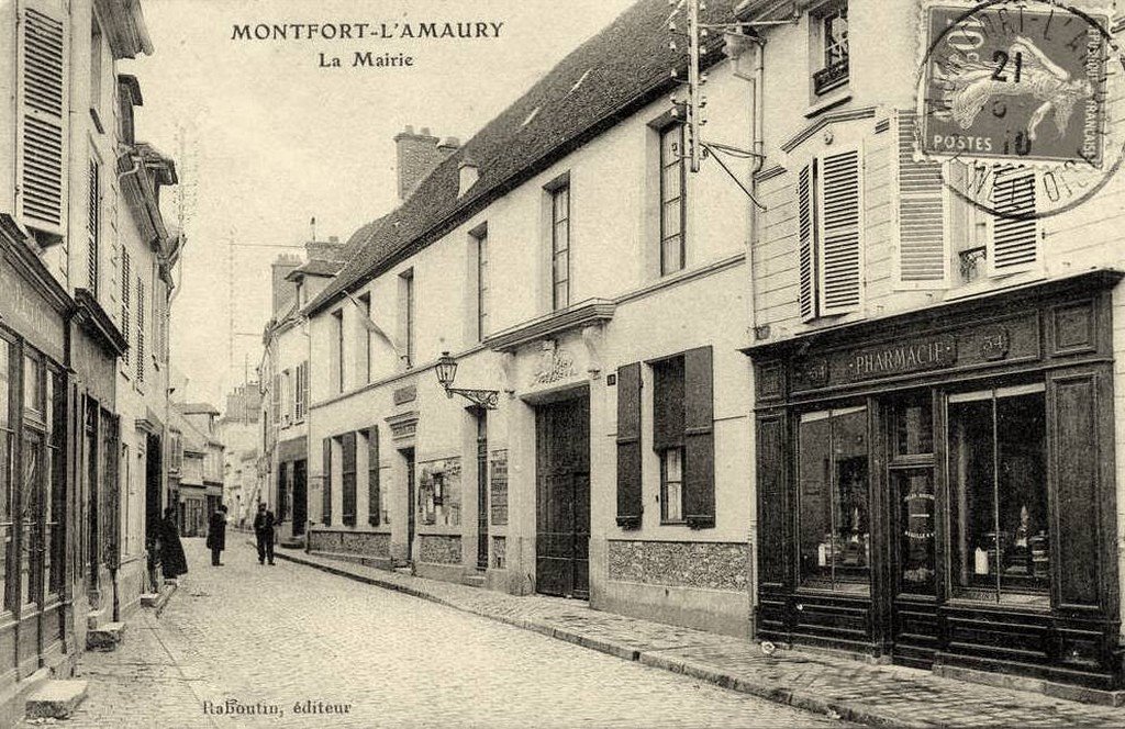 Montfort L'Amaury 78  1-10-12.jpg