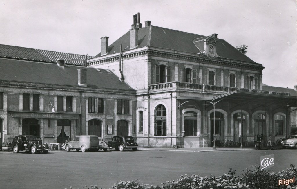 24-Périgueux - La Gare - 267 CAP.jpg