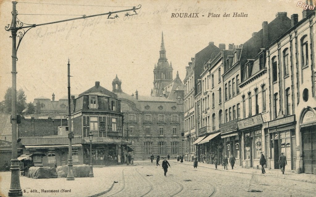 59-Roubaix - Place des Halles - Edit Hautmont.jpg