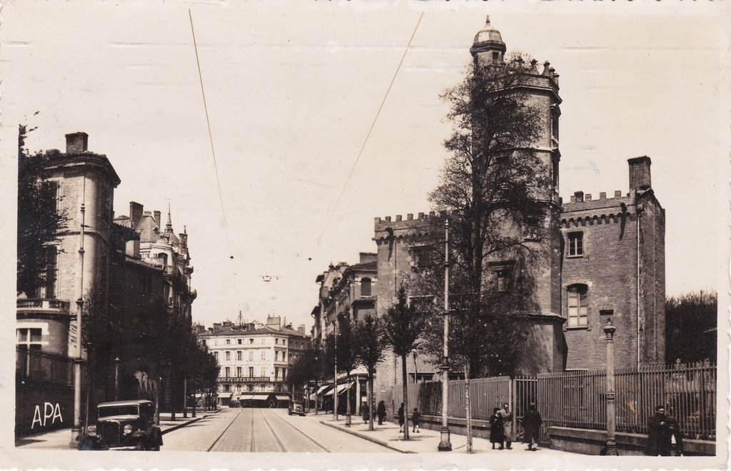 Toulouse - Hotel de la Roquette - Rue Ozenne.jpg