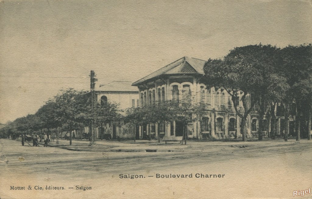 99-Cochinchine - Saïgon - Boulevard Charner.jpg