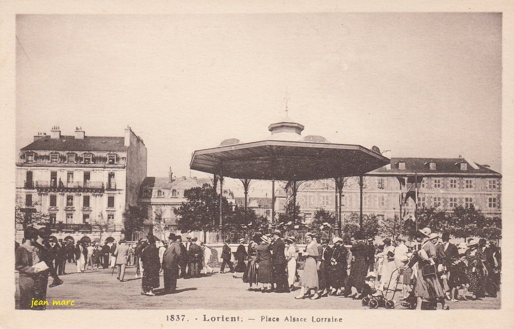 Lorient - Place Alsace Lorraine.jpg