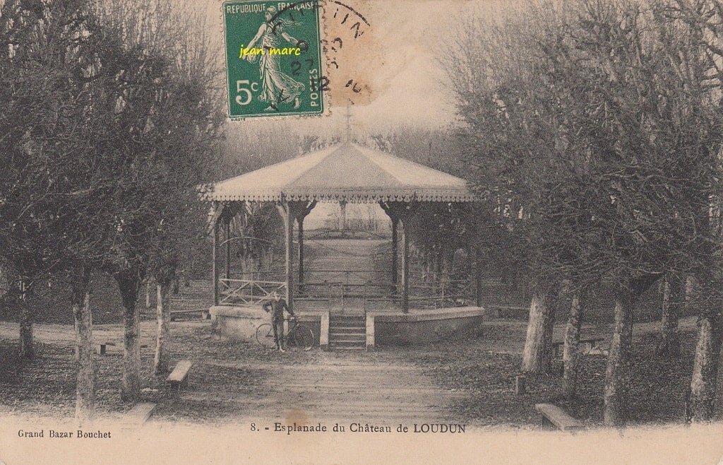 Loudun - Esplanade du Château (1912).jpg