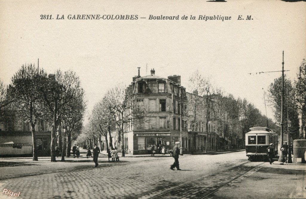 92-La-Garenne-Colombes - Boulevard de la République - 2811 EM.jpg