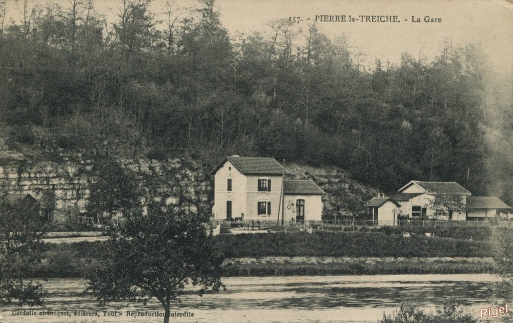 54-Pierre-la-Treiche - La gare - 157 Gerdolle et Briquet éditeurs Toul.jpg