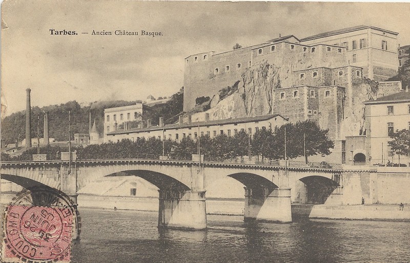 Tarbes Château Basque R.jpg