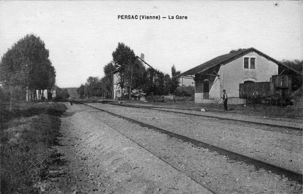 Persac_gare.jpg