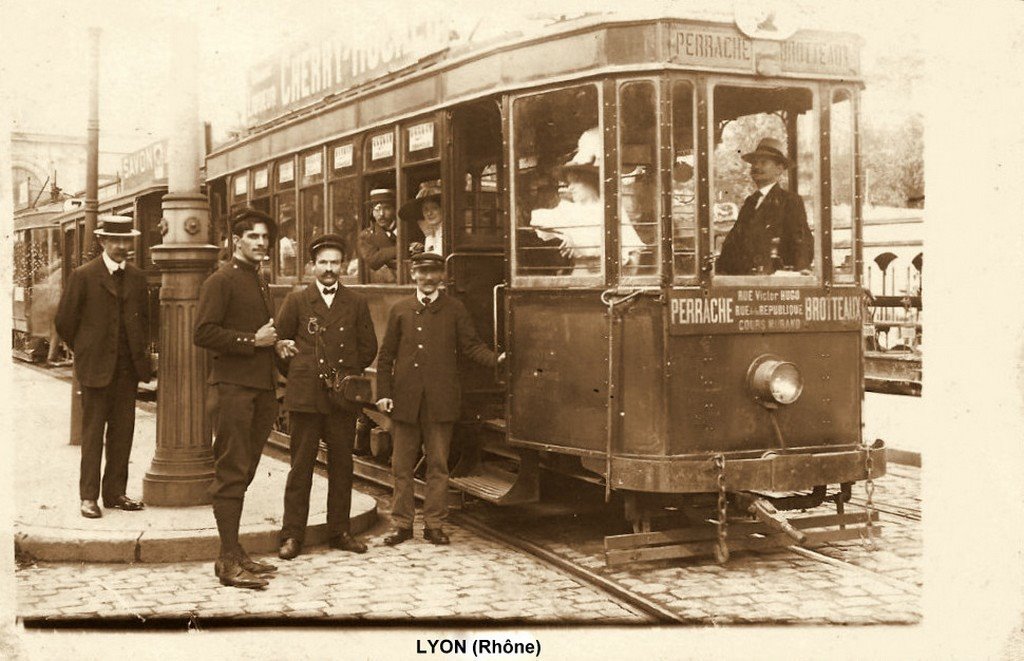 Lyon tramway 69  29-4-16.jpg