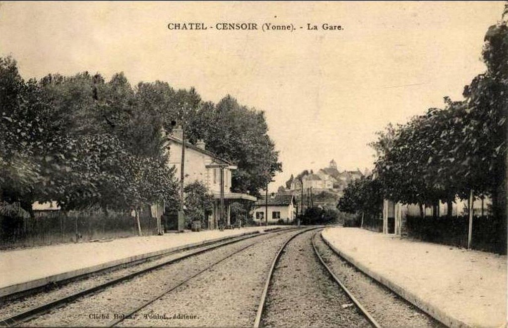 Châtel-Censoir 89  26-7-13.jpg