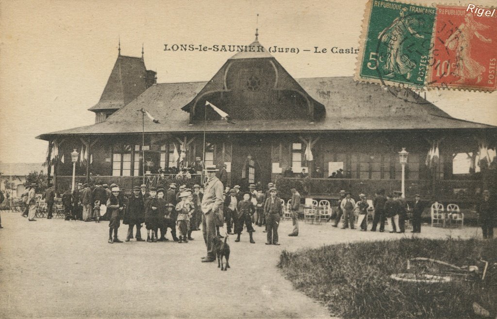 39-Lons-le-Saunier - Le Casino.jpg