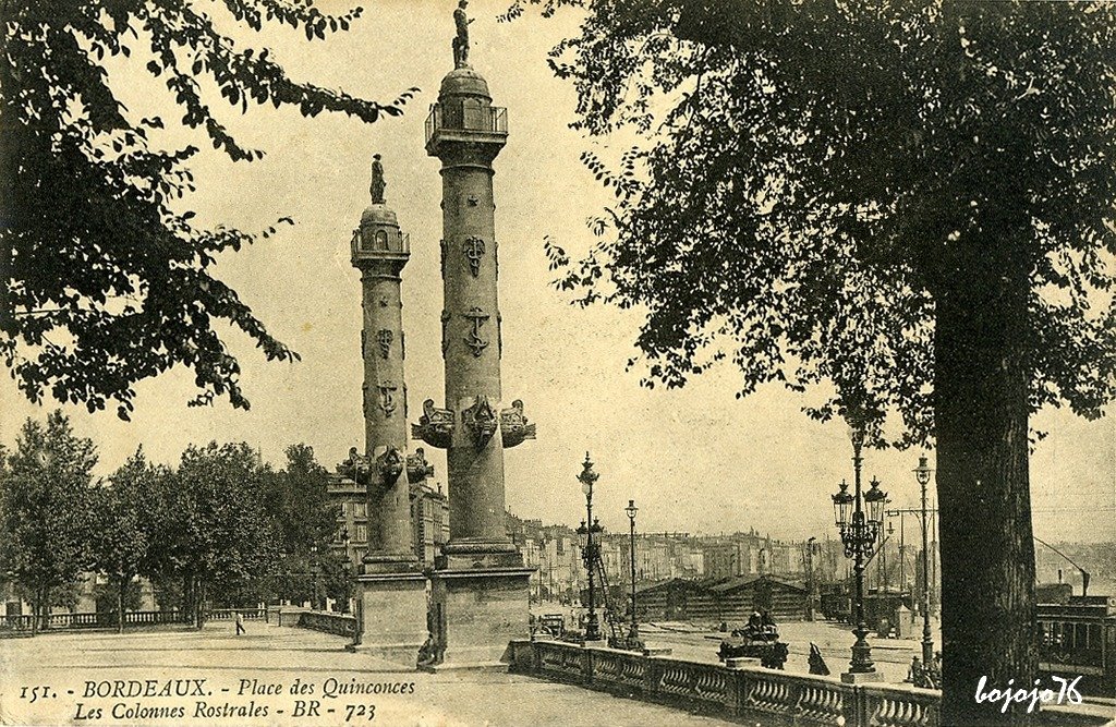 33-Bordeaux-Place des Quinconces.jpg