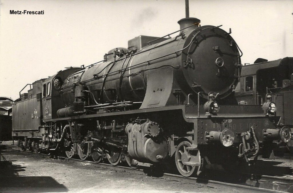 Loco SNCF  150 E 180 Metz-Frescaty-1000.  12-6-15.jpg