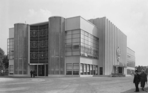 Palais de l'Artisanat 1937 boulevard Bruix.jpg