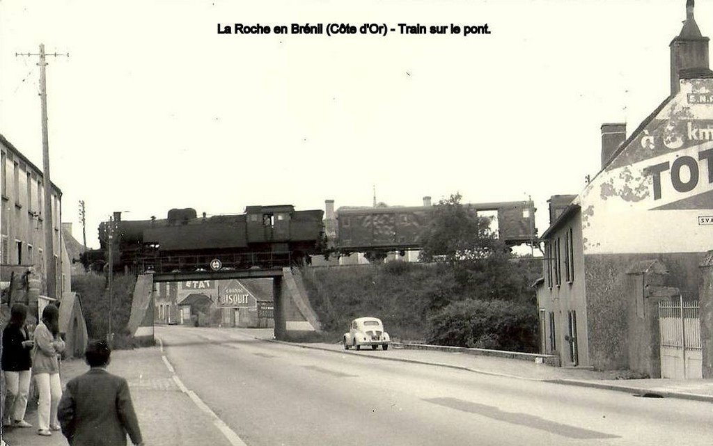 La Roche -en-Brénil en 1955 21  17-4-13.jpg
