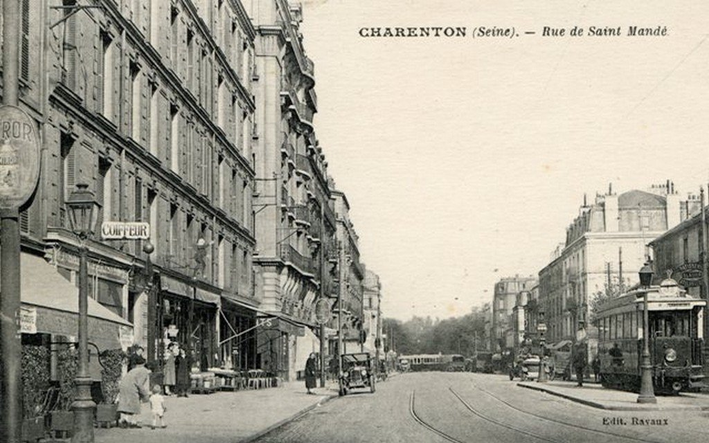 Charenton - tram 94  1-1-18.jpg