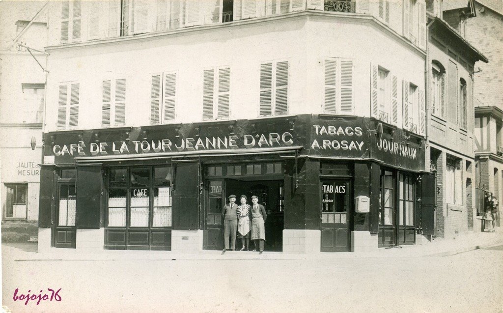 76-Rouen-Café Rosay Place Bouvreuil.jpg
