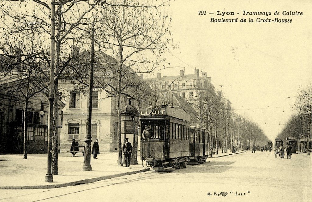 Lyon bd de la Croix-Rousse 69  8-2-15.jpg