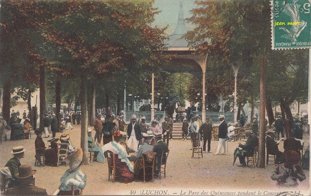 Luchon - Le Parc des Quinconces pendant le concert (1911).jpg