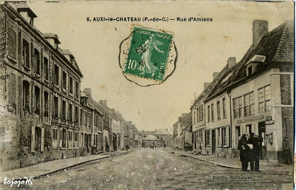 62-Auxi le Château-Rue d'Amiens.jpg