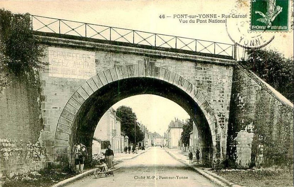 Pont-sur-Yonne 89  26-9-14.jpg