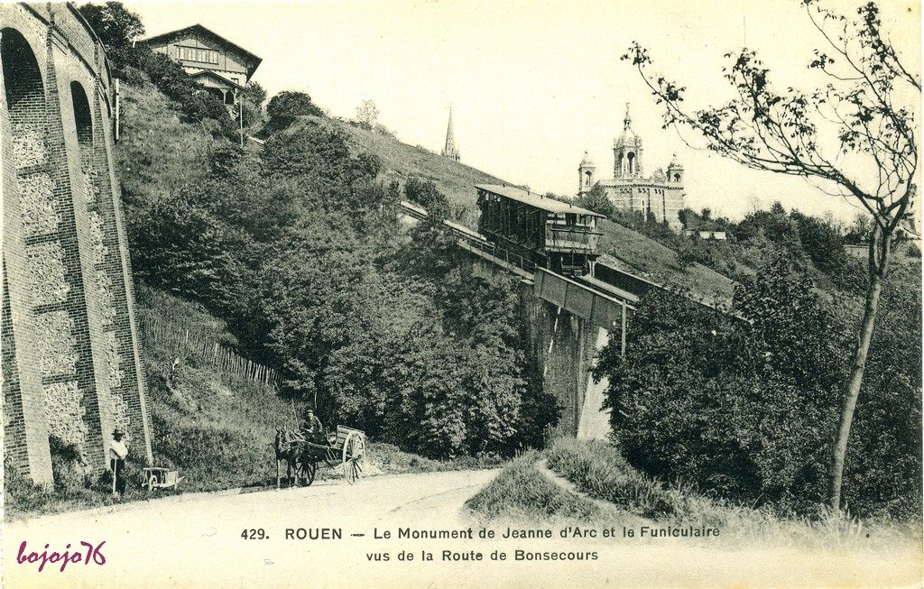 76-Bonsecours- Funiculaire 2.jpg