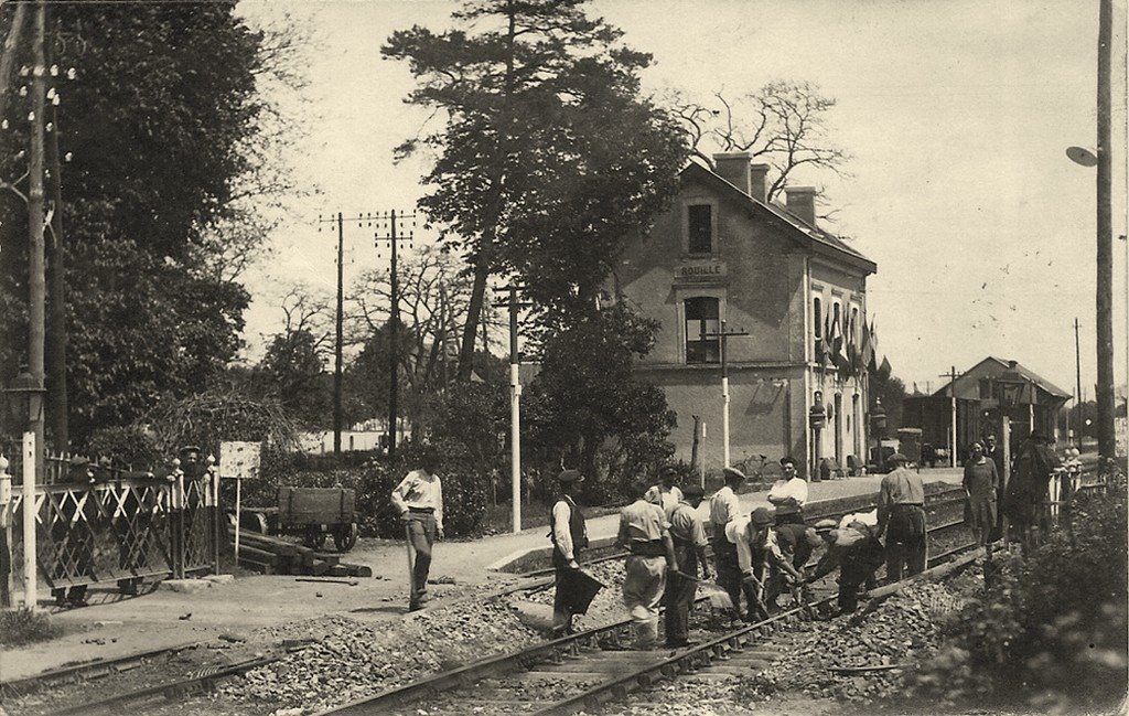 Rouillé PN 86  4-12-13.jpg