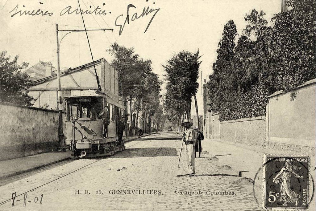 Gennevilliers-tram 92.jpg