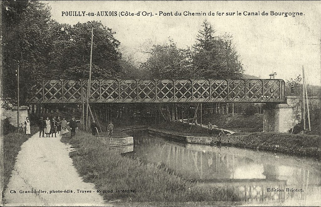 Pouilly-en-Auxois 21.jpg