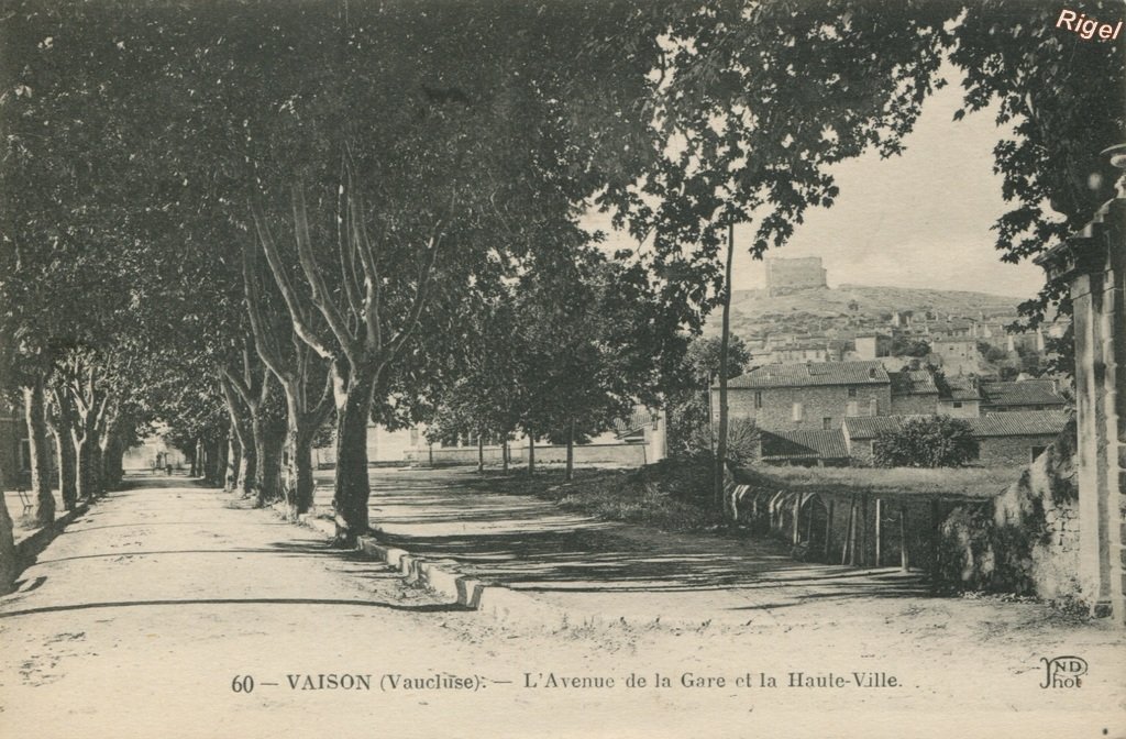 84-Vaison - Avenue de la Gare - 60 ND Phot.jpg