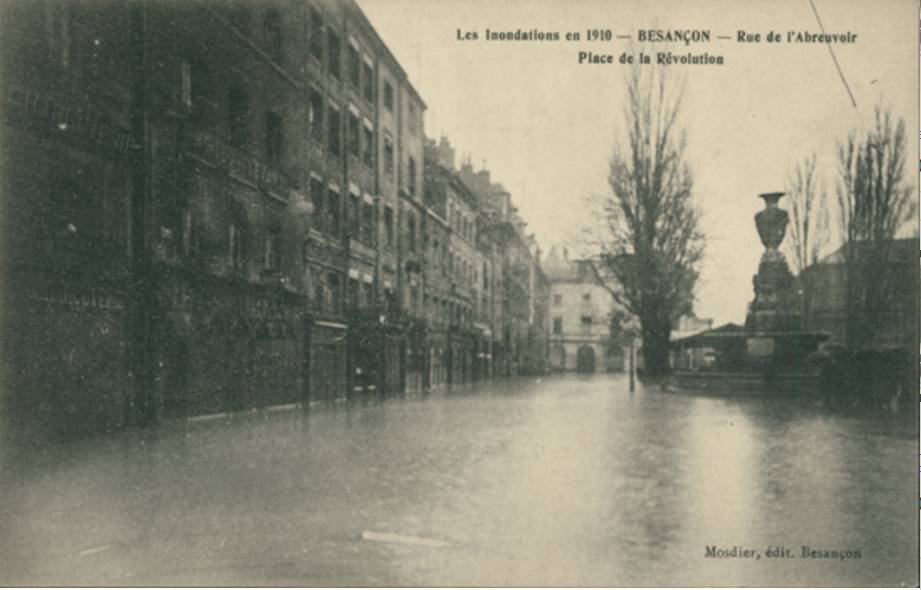 Besançon-place révolution.jpg