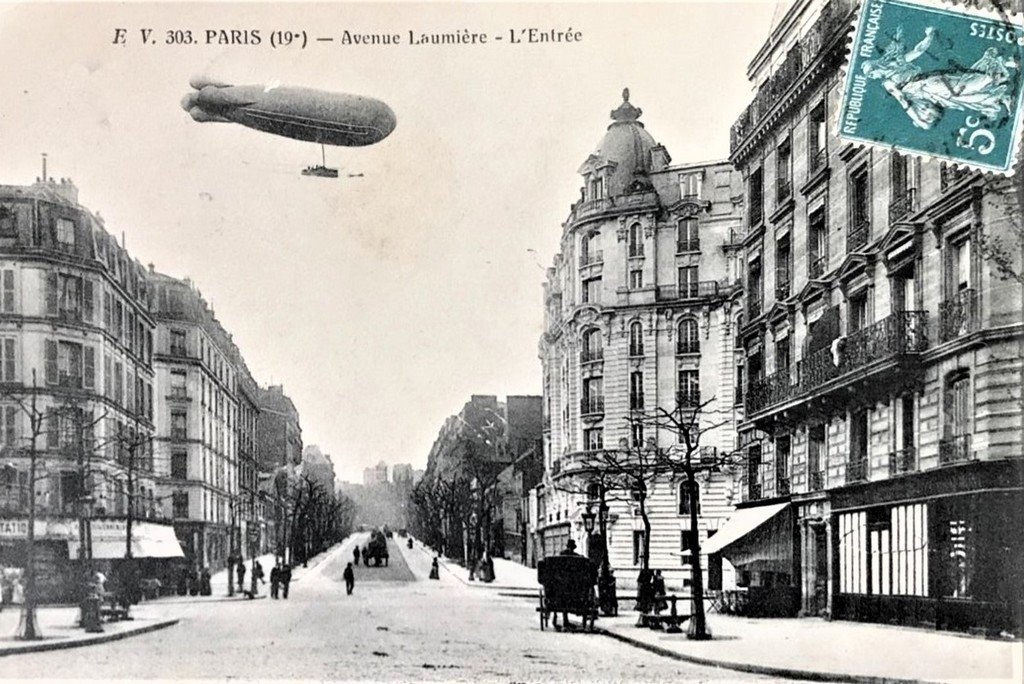 Paris Avenue Laumière (303).jpg