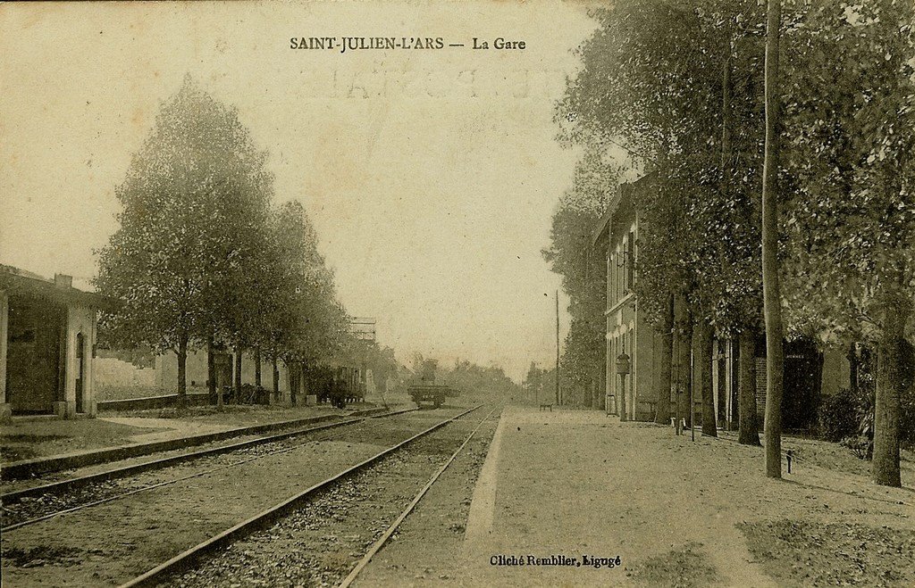 Saint-Julien-l'Ars 86.jpg