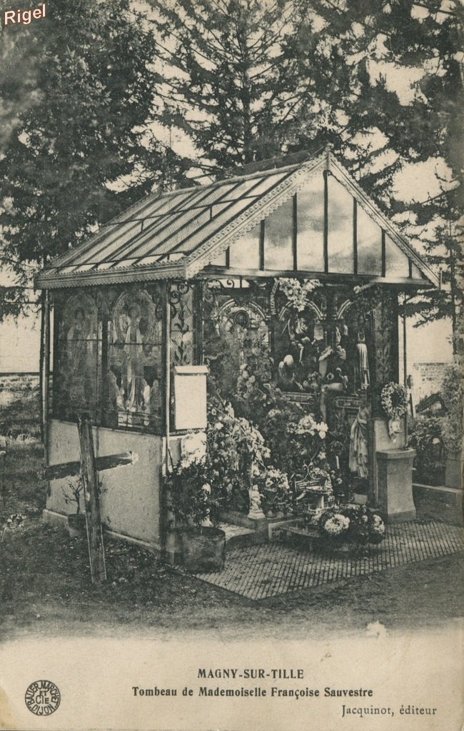 21-Magny-sur-Tille - Tombeau.jpg
