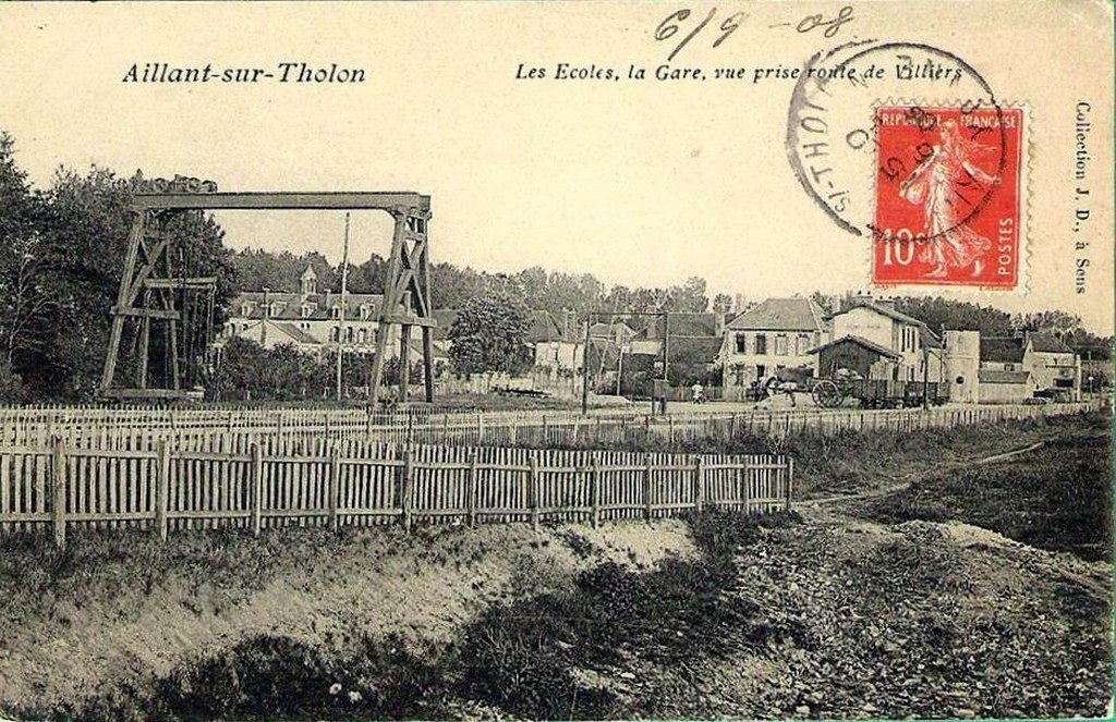 Aillant-sur-Tholon 89.jpg