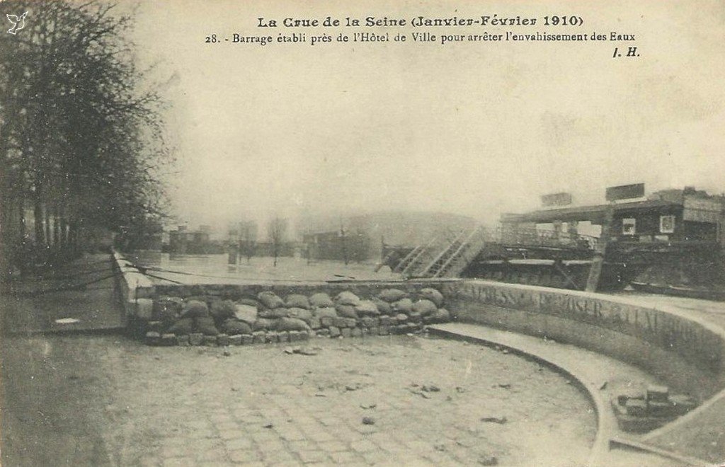Z - 1910 - 28 - barrage a l'hotel de ville.jpg
