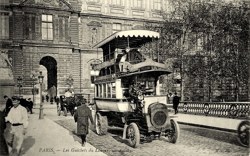 Les Autobus (2093) Paris.jpg