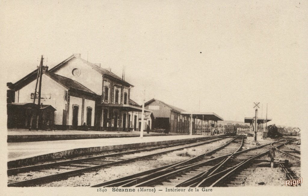 51-Sezanne - Intérieur de la Gare - 1840 Photo-Edit E Mignon.jpg