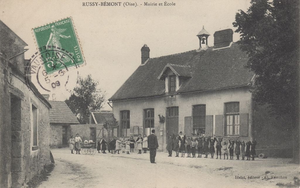 60 - RUSSY-BEMONT - Mairie et Ecole - Idelot, éditeur - 07-04-21.jpg