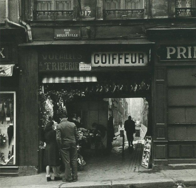 Entrée du passage Kuszner au 17 rue de Belleville.jpg