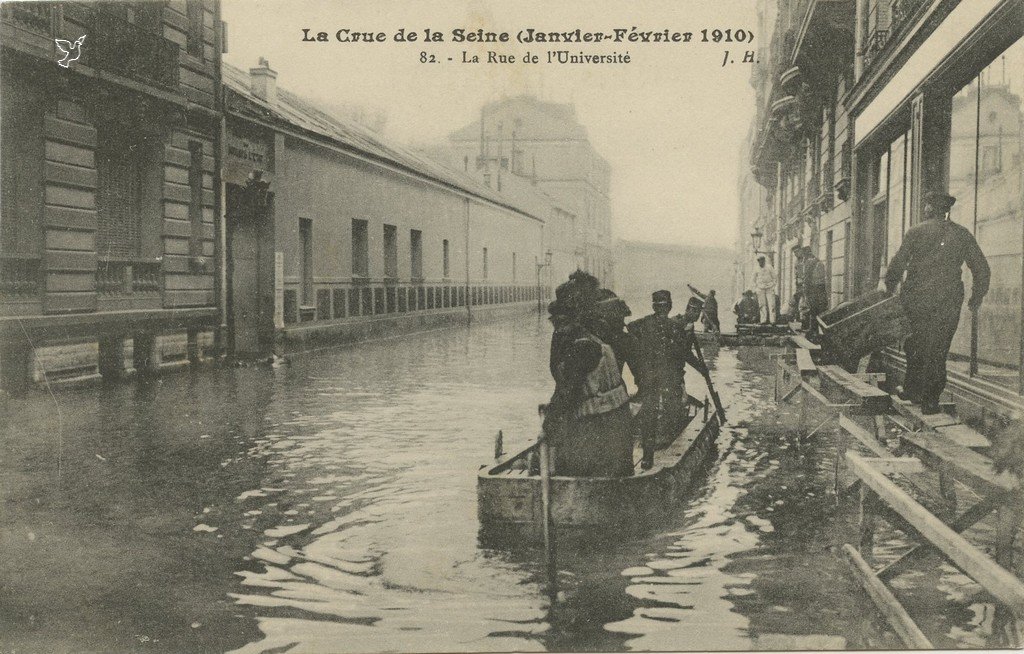 Z - 1910 - 82 - La rue de l'universté.jpg