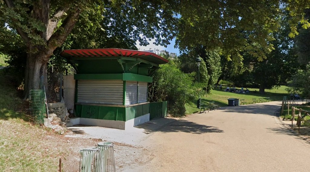 Parc des Buttes Chaumont Chalet des gaufres 1.jpg