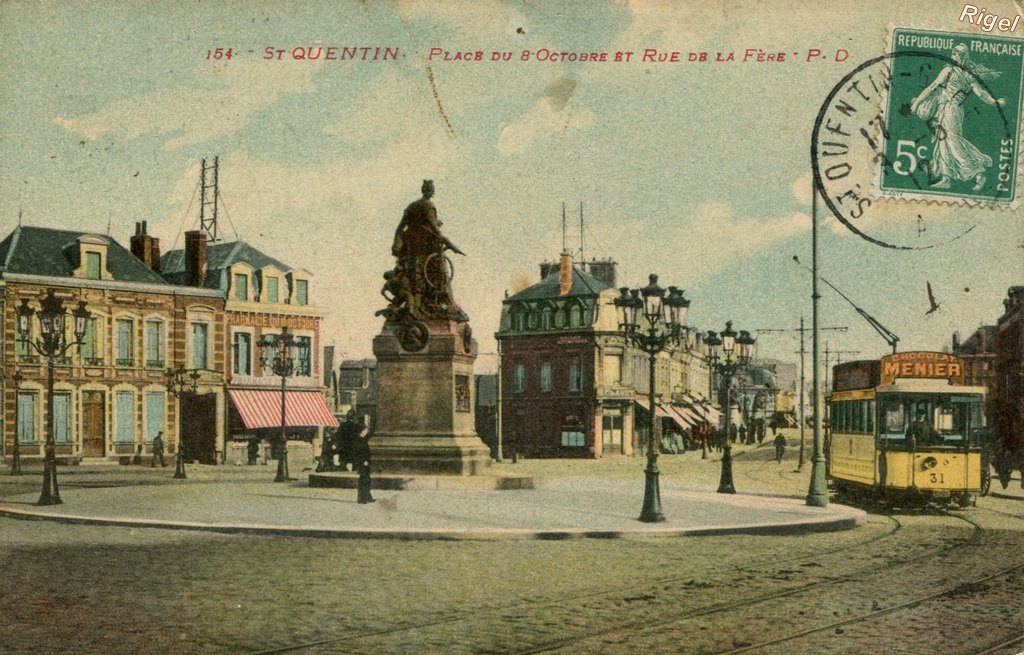 02-St-Quentin - Place du 8 Octobre et Rue de la Fère - 154 P-D.jpg