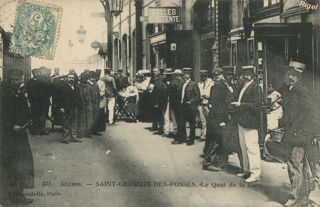 03-St-Germain-des-Fossés - Le Quai de la gare - 331 L'Hirondelle Paris.jpg